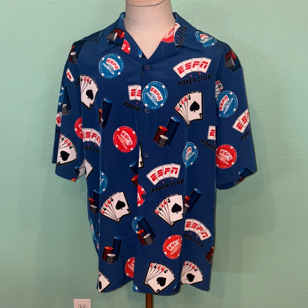 Walt Disney World ESPN Poker Club Men's Blue Casual Shirt.  XL. Great condition
